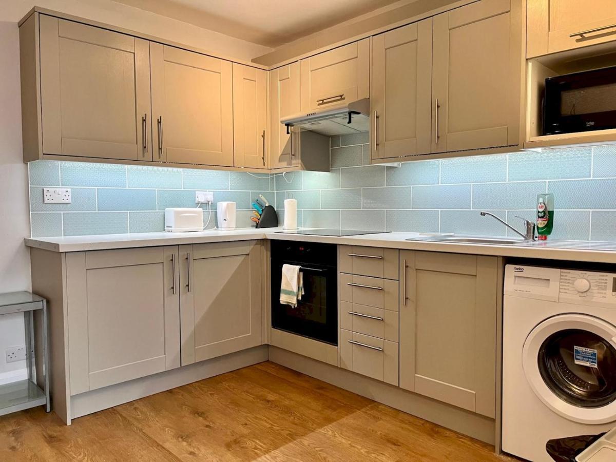 Pass The Keys Charming In With Parking Holiday home *